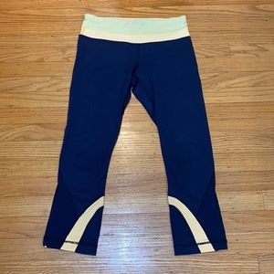 Women’s 3/4 Dri-fit Lululemon leggings Size: 4